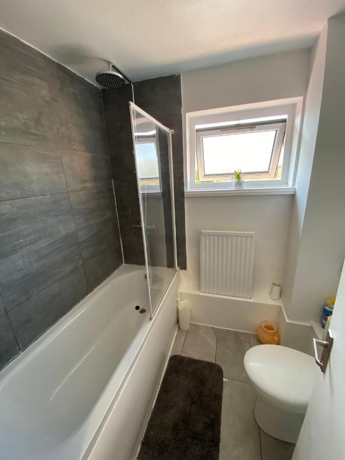 Single And Doubles Rooms Close To Central London Luaran gambar