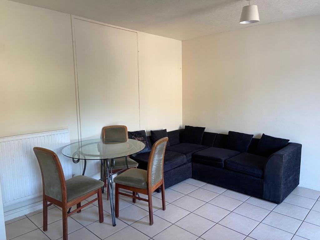 Single And Doubles Rooms Close To Central London Luaran gambar